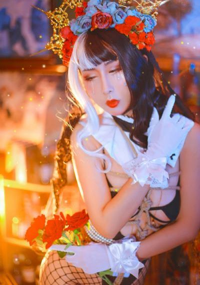 美女来了_高清高清完整版播放